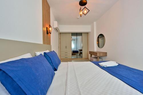 Two-Bedroom Standard Apartment image 10