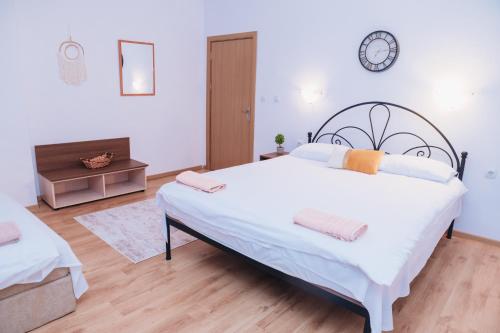 BASSO Guest Rooms in Perushtitsa