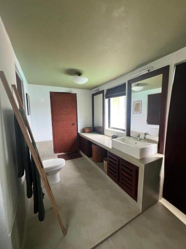 Deluxe Double Room with Sea View room in Kottan-on-Sea by The Serendipity Collection