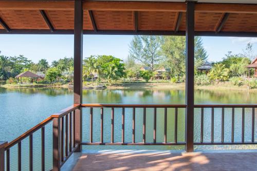 ThaiLife Wellness and Meditation Resort Room Type - Villa Lake Front
