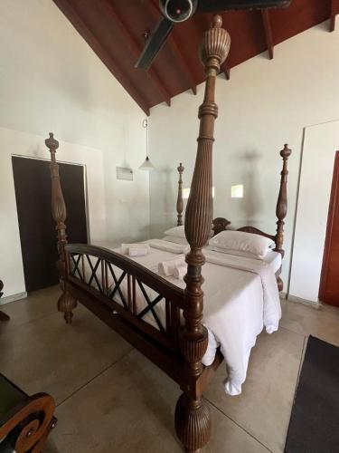 Deluxe Double or Twin Room with Sea View image 7