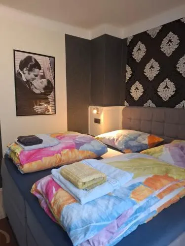 Waldblick Hotel mit großem Parkplatz in Hagen, Deutschland