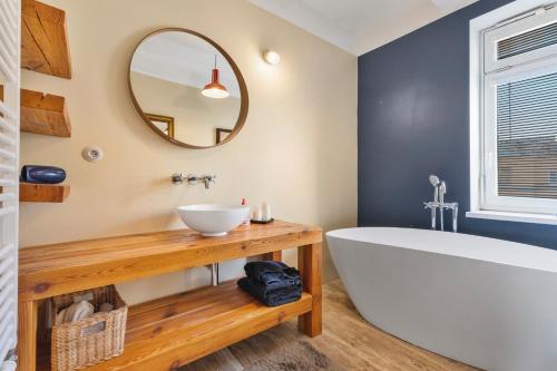 Amazing Loft with Terrace in City Centre, Bratysława (zdjęcie 8)