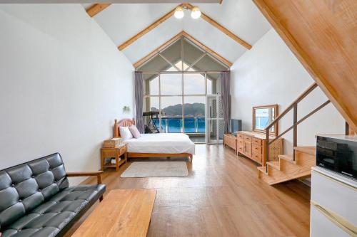 Tongyeong Maremio Oceanview Pension in Dosan-myeon