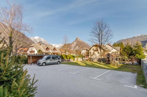 Apartments Skok with rafting and free parking in Bovec