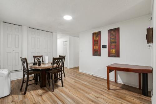 The Woodland Retreat home