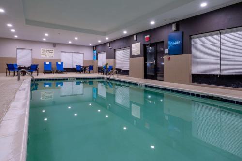 Hampton Inn Dahlgren - image 14