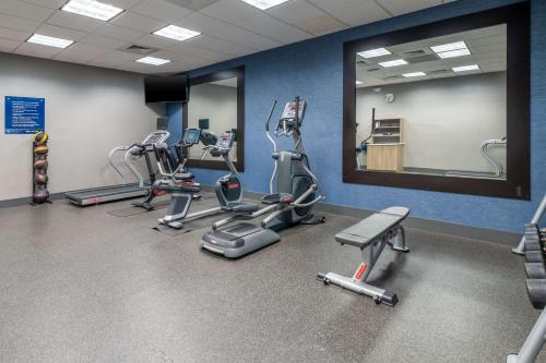 Hampton Inn Dahlgren - image 2