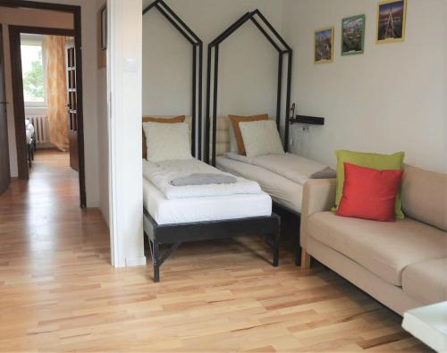 Labo Apartment Metro Wierzbno, Warsaw