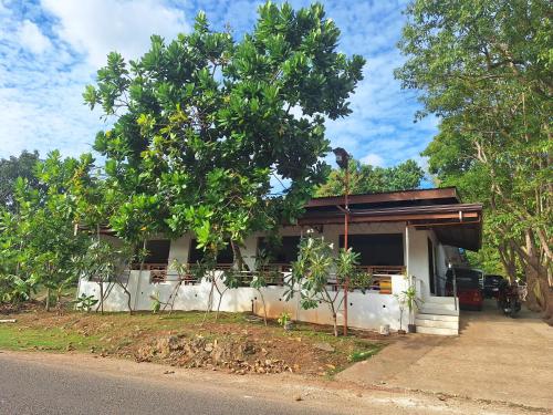 Bluridge Guest House in Остров Сикихор