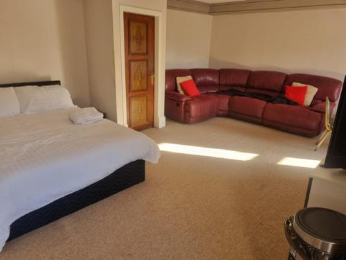 Commercial Hotel (Insch) in Insch