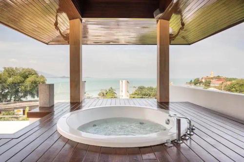 Villa Melitta, Pool, Beach, 360-SeaViews, 6-bed Thai Luxury on Best Location in Samui - 온수 욕조
