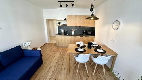 ห้องครัว, Apartmány U Hrušků (Apartmany U Hrusku) in เทรบอน