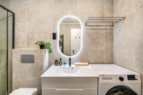 Time Out Suite - R30 - image 10
