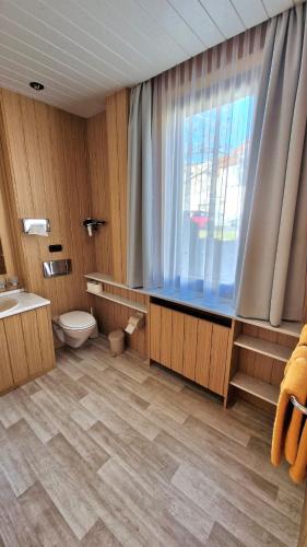 Hotel-Pension Am Kirschberg - image 11