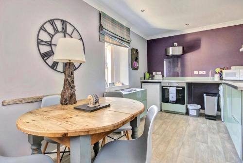 virtuve, Thistle Apartment Golspie in Golspija