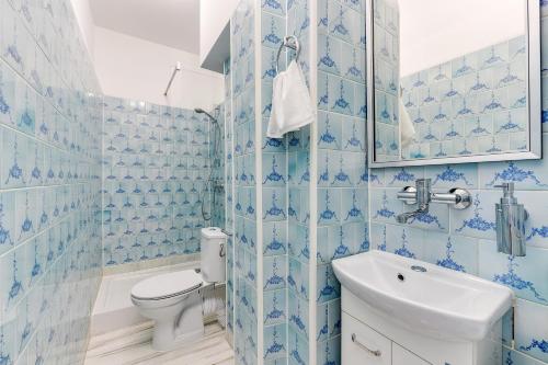 Twin Room with Shower image 1
