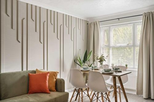 Cozy 2 Bed House Near Excel The O2 Canary Wharf - image 8