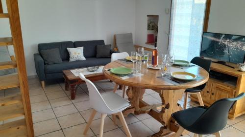 maisonnette le cabanon in Sainte-Jalle