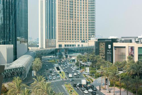 Luxurious 1BR with amazing Burj Khalifa View!