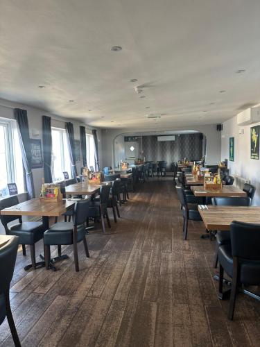 Coach house hotel - image 7