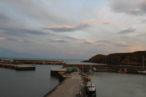 Shorehead Guest House - image 4