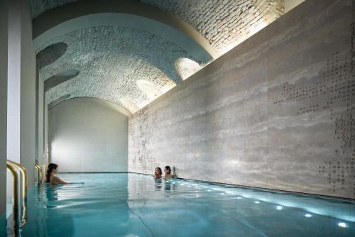 Four Seasons Hotel Milano - image 4