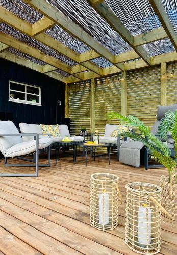 Scenic Private House Surrounded by Nature in Måndalen