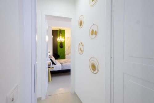 King Room with Spa Bath image 10