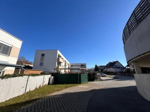 Urban Comfort mit Balkon und Tiefgarage in Liebenau