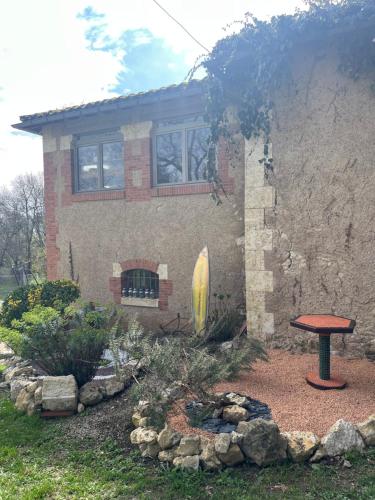 Vista exterior, Maison Atypique dans le Gers avec activités (Maison Atypique dans le Gers avec activites) in Auch