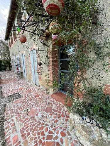 Vista exterior, Maison Atypique dans le Gers avec activités (Maison Atypique dans le Gers avec activites) in Auch