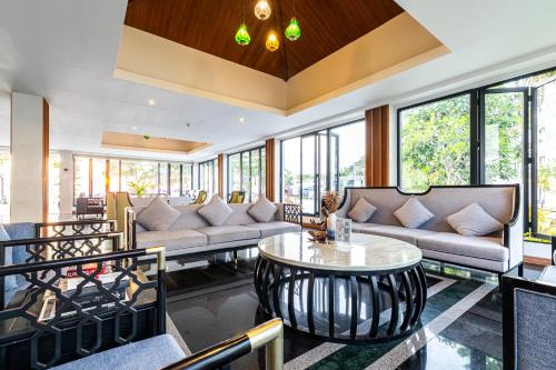 Közös társalgó / TV, Royal Yao Yai Island Beach Resort in Phang Nga