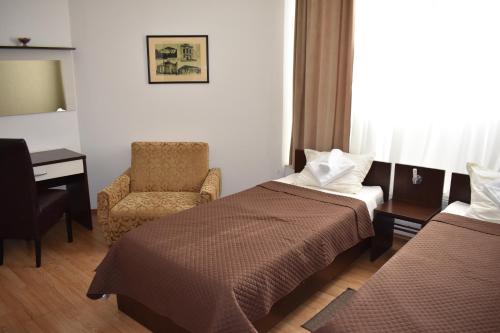 Garni Hotel Lion - image 2