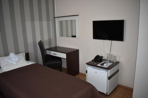 Garni Hotel Lion - image 8