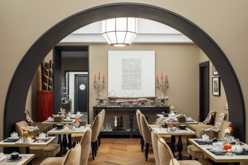 HOTEL ADRIANO Rooftop - 식음료(F&B)