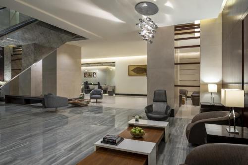 ロビー, アンワル アル マディーナ モーベンピック (Anwar Al Madinah Movenpick Hotel) in メディナ