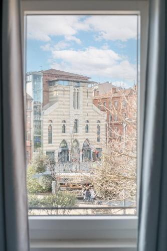 Blue Light - Jolie Logement sur les Ramblas, Toulouse (fotografie 10)