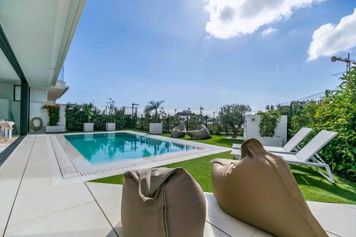 131 - Luxury Apartment with Private Pool and Views, El Higueron, Fuengirola (fotografie 3)