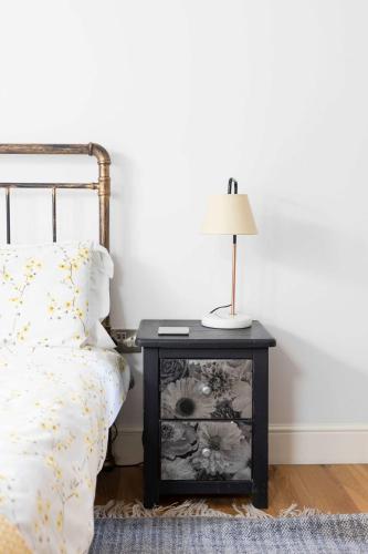 Charming Seaside Cottage - 5-Min Walk to Beach Charming Seaside Cottage - 5-Min Walk to Beach