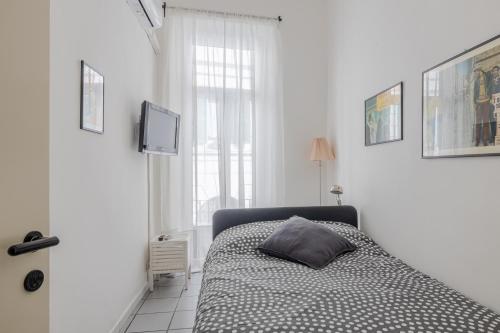 Vibrant Trastevere 2 bedrooms on Via del Moro, Řím (fotografie 6)