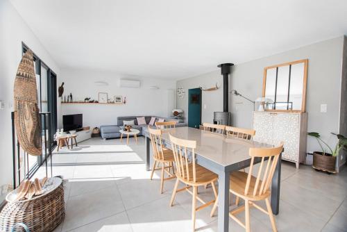 Casa Olâ House (Casa Ola House) in Luri