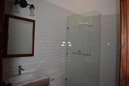 King size bed room -4, Antigua Guatemala (foto 6)