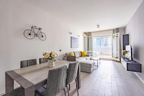 Facilities, Casa Kenzo with parking by NapoliApartments in Centro Direzionale