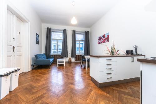 Legerova Apartments, Praha