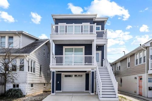 Brand New Luxury Home with Rooftop Water Views