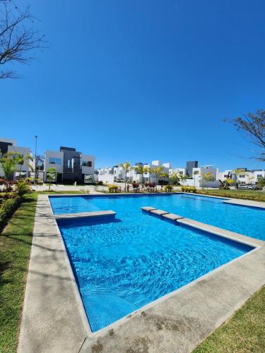 fun for the family and jacuzzi in New Vallarta in Fraccionamiento Altavela