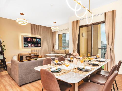 New! JBR Beachfront with Panoramic Dubai Eye Views 1