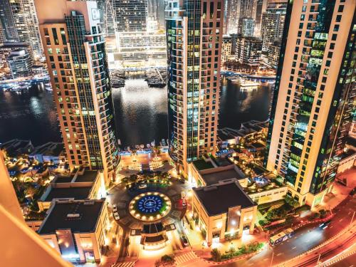 New! JBR Beachfront with Panoramic Dubai Eye Views 4