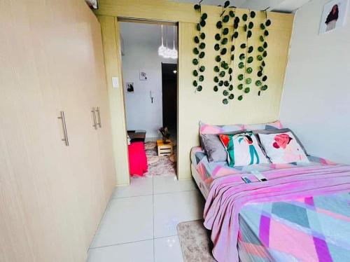 GRASS RESIDENCES 1BR with BALCONY, Manila
